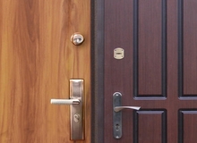 Какая дверь лучше – ламинированная или ПВХ?