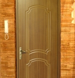 Металлическая дверь с внутренней отделкой МДФ шпон