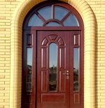 Арочная дверь со стеклом