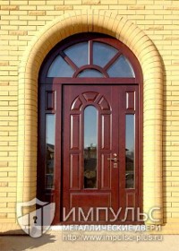 Фото арочной двери с филенчатым МДФ