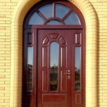 Арочная дверь со стеклом